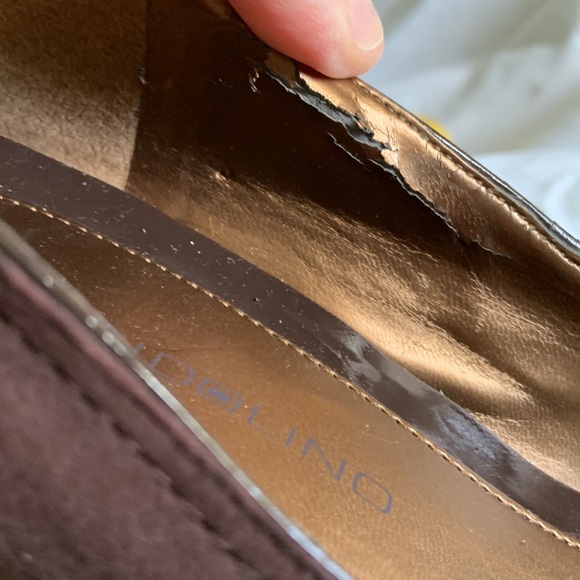 Peep Toe  platform with cool cross over buckle design - Picture 10 of 10